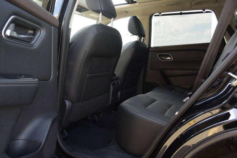 2021 Nissan Rogue SL