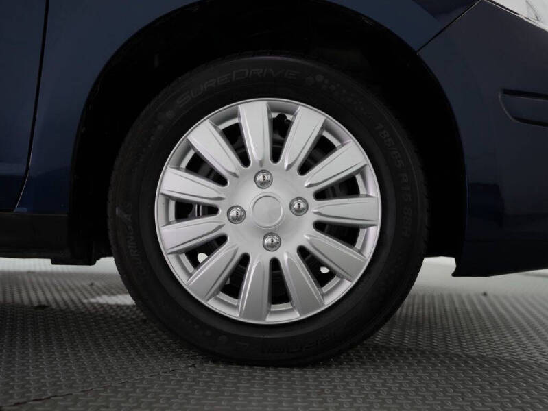2012 Nissan Versa 1.8 S