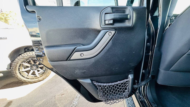 2013 Jeep Wrangler Unlimited Sport