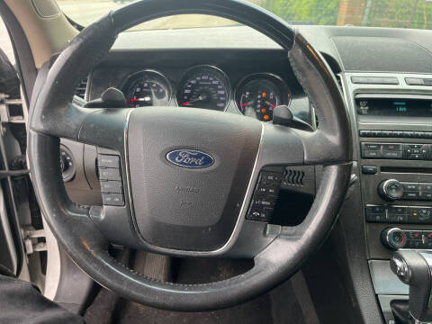 2011 Ford Taurus Limited