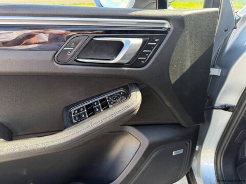 2021 Porsche Macan S