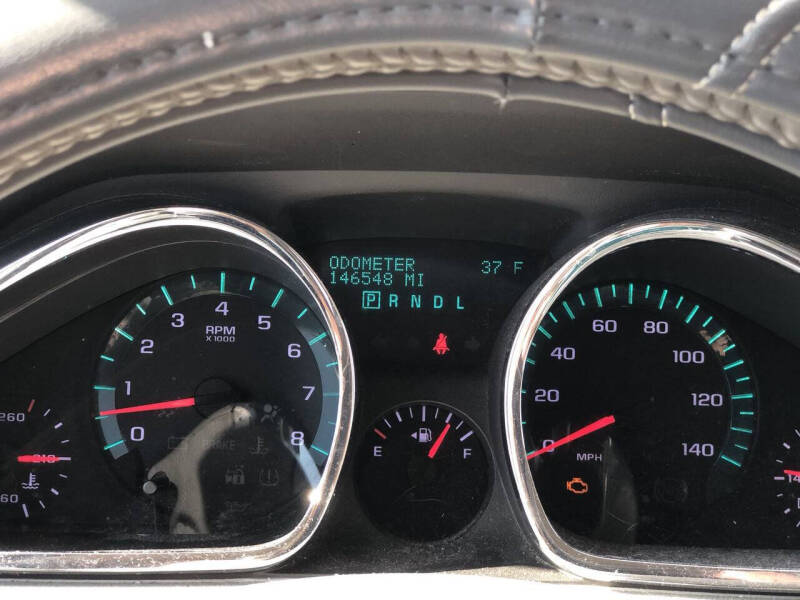 2011 Chevrolet Traverse LS