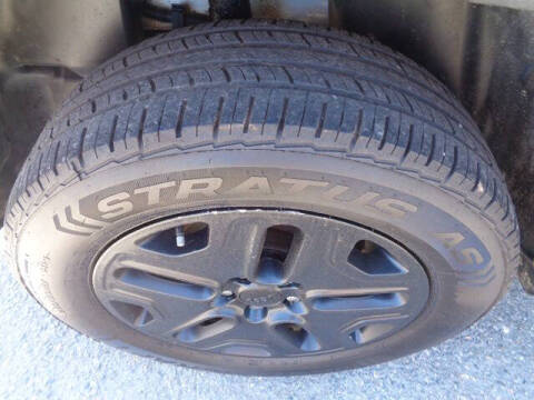 2017 Jeep Renegade Deserthawk