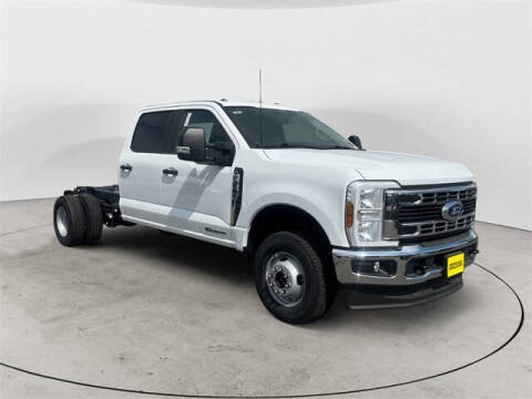 2025 Ford F-350 Super Duty XL