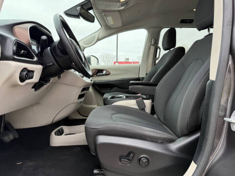 2019 Chrysler Pacifica Touring Plus