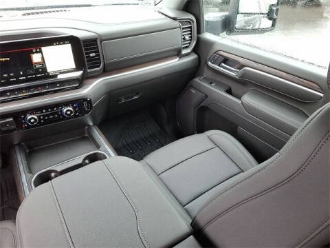 2025 GMC Sierra 2500HD