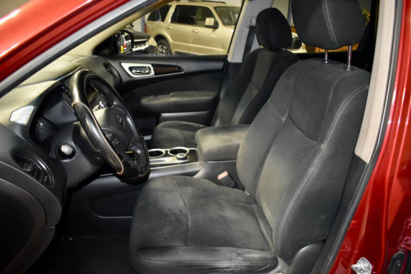 2015 Nissan Pathfinder SV