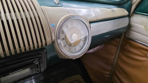1948 Ford Super Deluxe