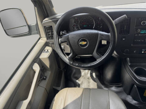 2016 Chevrolet Express 2500