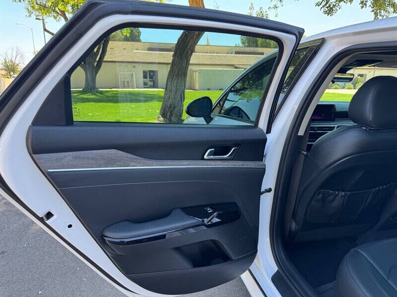 2021 Kia K5 EX