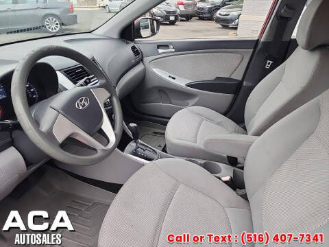 2012 Hyundai Accent GLS