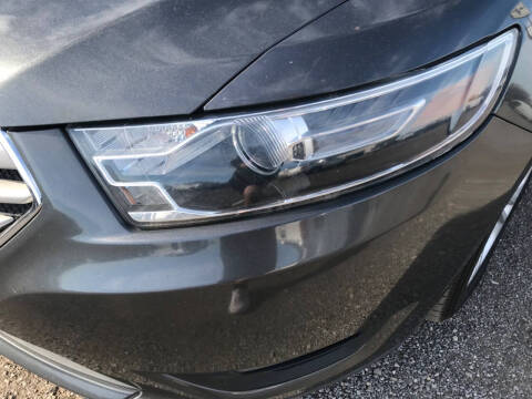 2015 Ford Taurus SEL