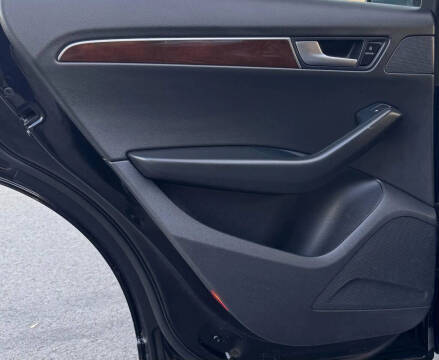 2012 Audi Q5 2.0T quattro Premium Plus