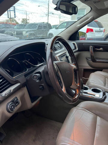 2014 GMC Acadia Denali