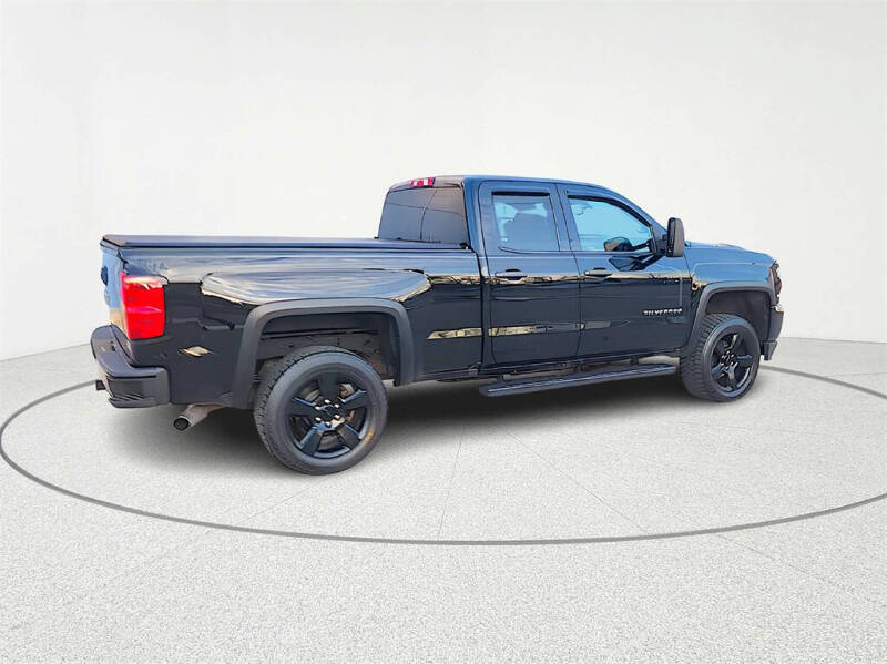 2017 Chevrolet Silverado 1500 Custom