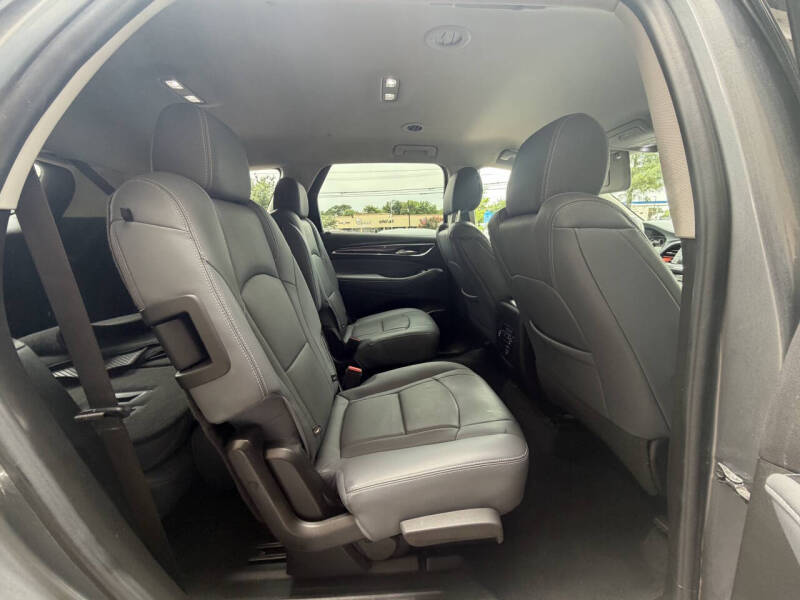 2021 Buick Enclave Essence