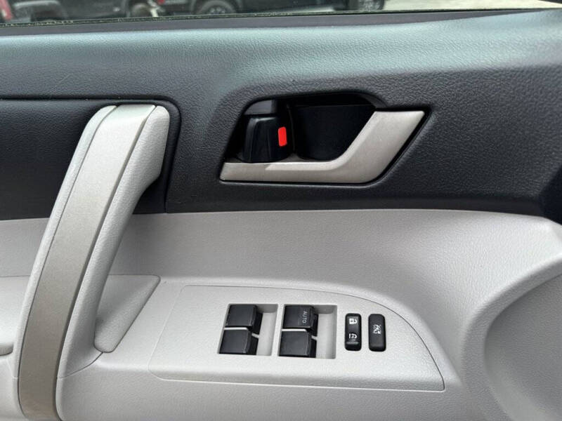 2011 Toyota Highlander