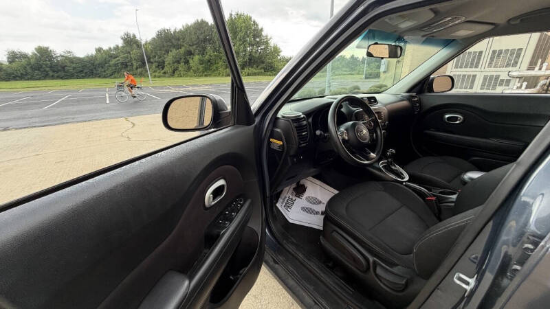 2015 Kia Soul +