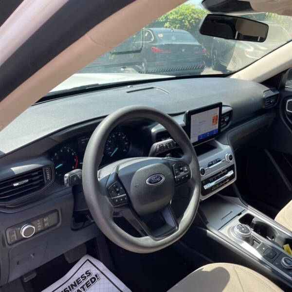 2020 Ford Explorer
