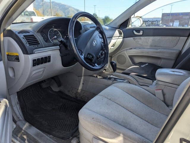 2006 Hyundai SONATA for sale at Axio Auto Boise in Boise, ID