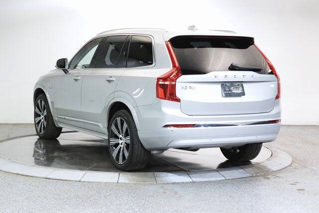 2024 Volvo XC90 Recharge T8 Ultimate Bright Theme 7P