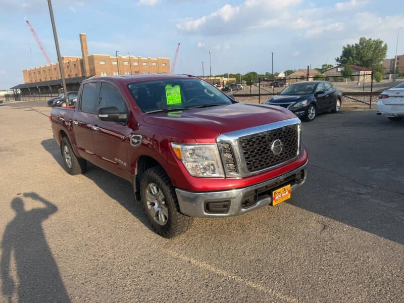 2017 Nissan Titan SV