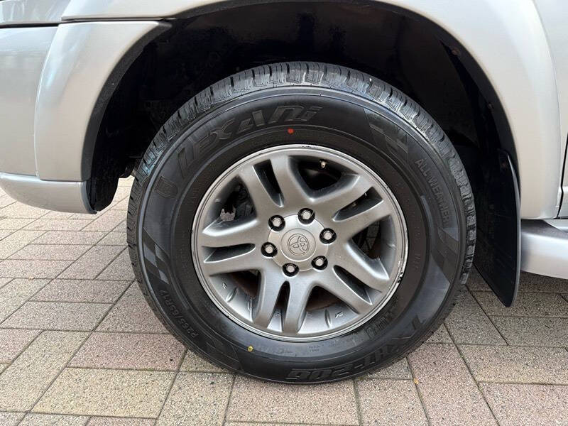 2004 Toyota Sequoia Limited