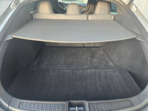 2016 Tesla Model S 75D