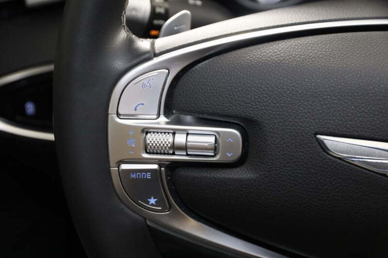 2022 Genesis GV70 2.5T Standard