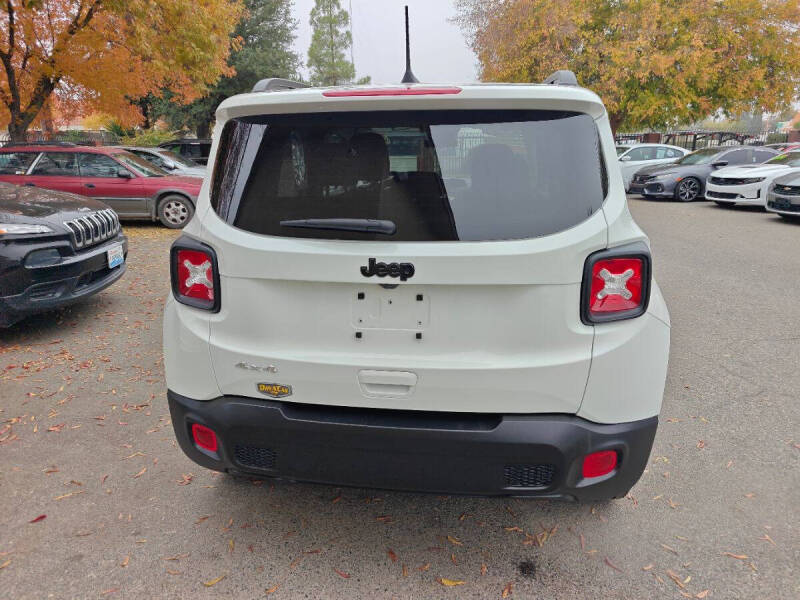 2023 Jeep Renegade Upland