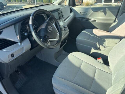 2020 Toyota Sienna L 7-Passenger