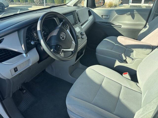 2020 Toyota Sienna L 7-Passenger