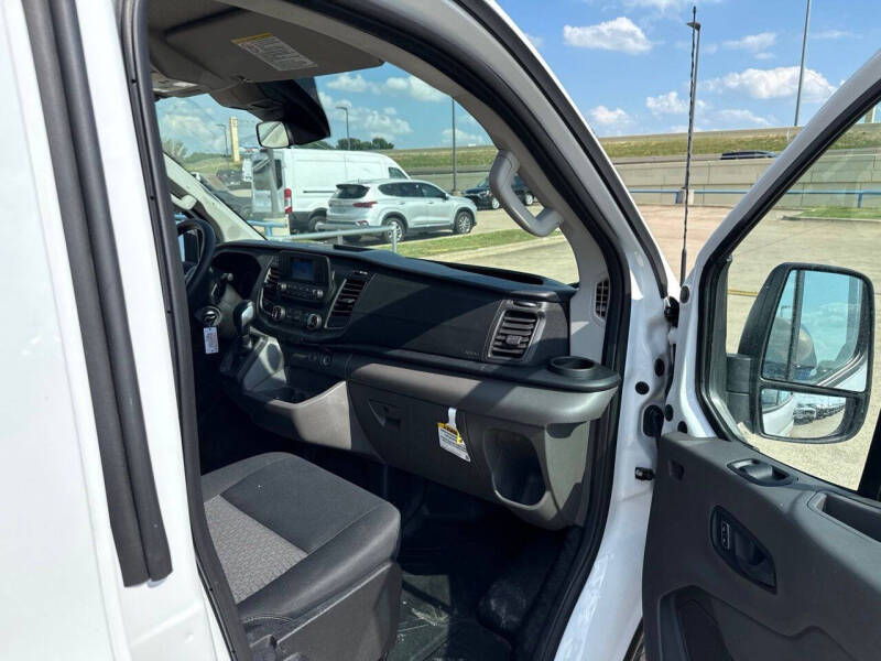 2025 Ford Transit