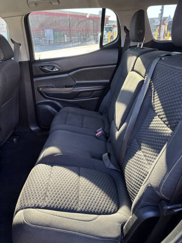 2019 GMC Acadia SLE-1