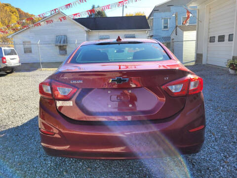 2018 Chevrolet Cruze LT Auto