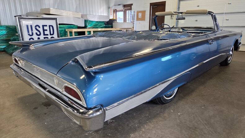 1960 Ford Sunliner