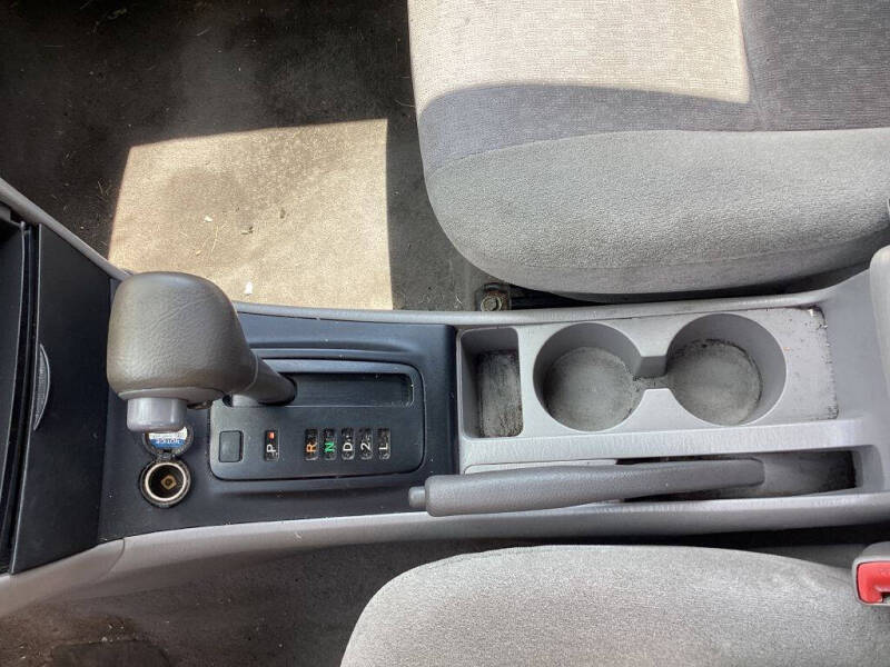 2004 Toyota Corolla CE
