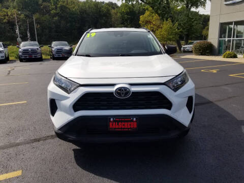 2019 Toyota RAV4 LE
