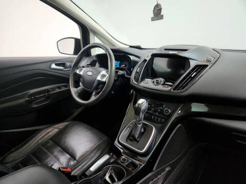 2017 Ford C-MAX Hybrid Titanium