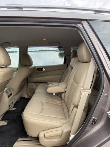 2014 Nissan Pathfinder Platinum