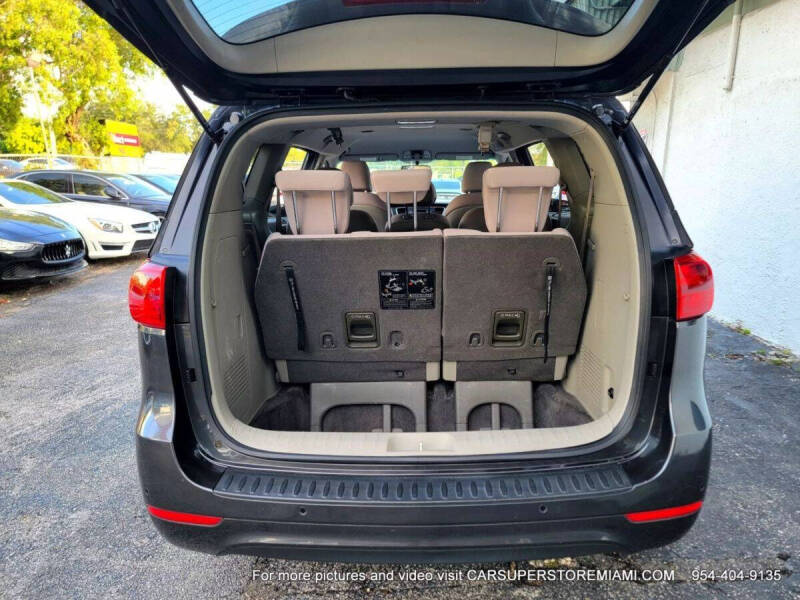 2016 Kia Sedona LX