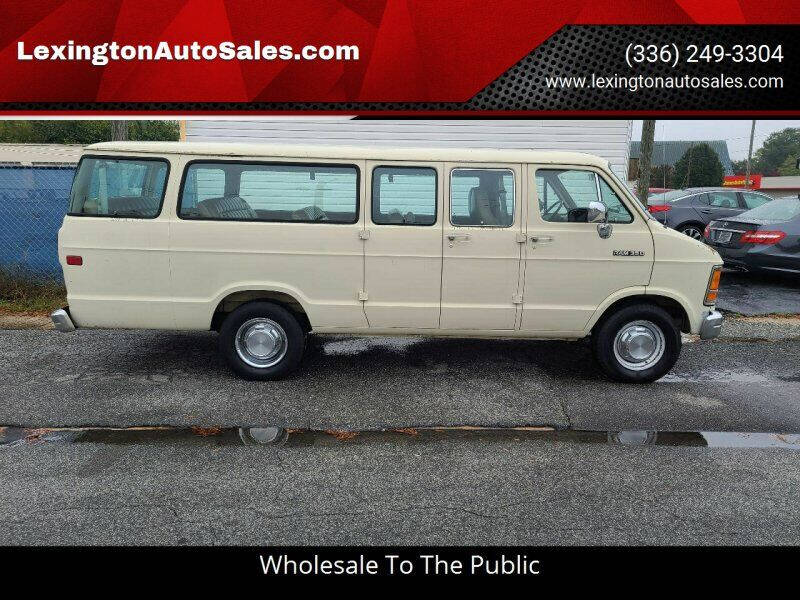 dodge ram 15 passenger van