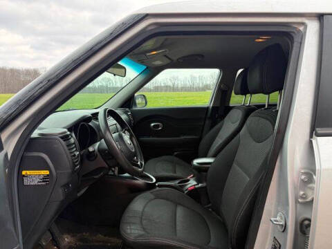2017 Kia Soul +