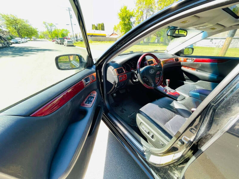 2004 Lexus ES 330