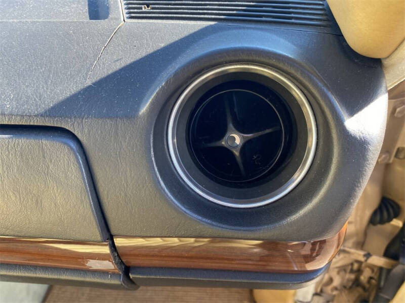 1985 Mercedes-Benz 300-Class 300 D