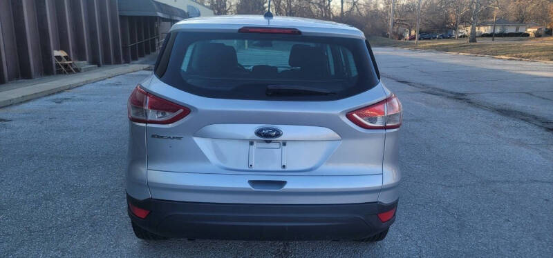 2016 Ford Escape S