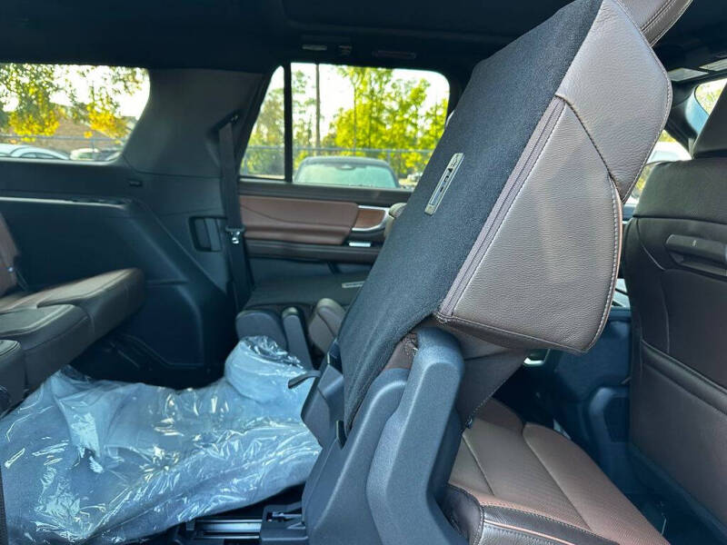 2025 Ford Expedition MAX King Ranch