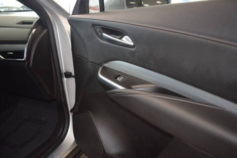 2020 Cadillac XT4 Premium Luxury