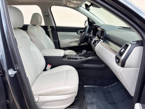 2022 Kia Sorento S