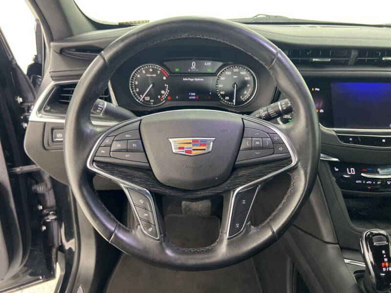 2020 Cadillac XT5 Premium Luxury